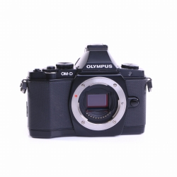 Olympus OM-D E-M5 Systemkamera (Body) schwarz (sehr gut)