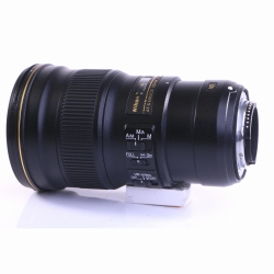 Nikon AF-S Nikkor 300mm F/4E PF ED VR (sehr gut)